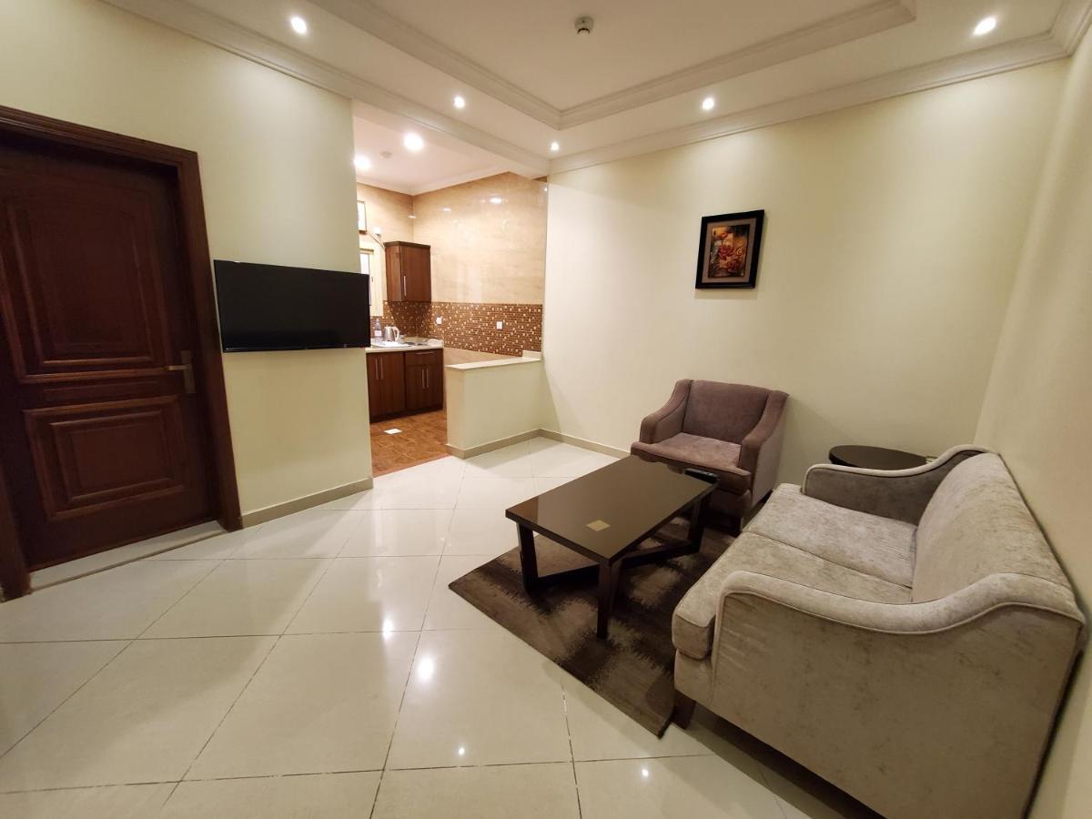 Quiet Dreams - Serviced Apartments Quarysh Branch Джидда Екстер'єр фото
